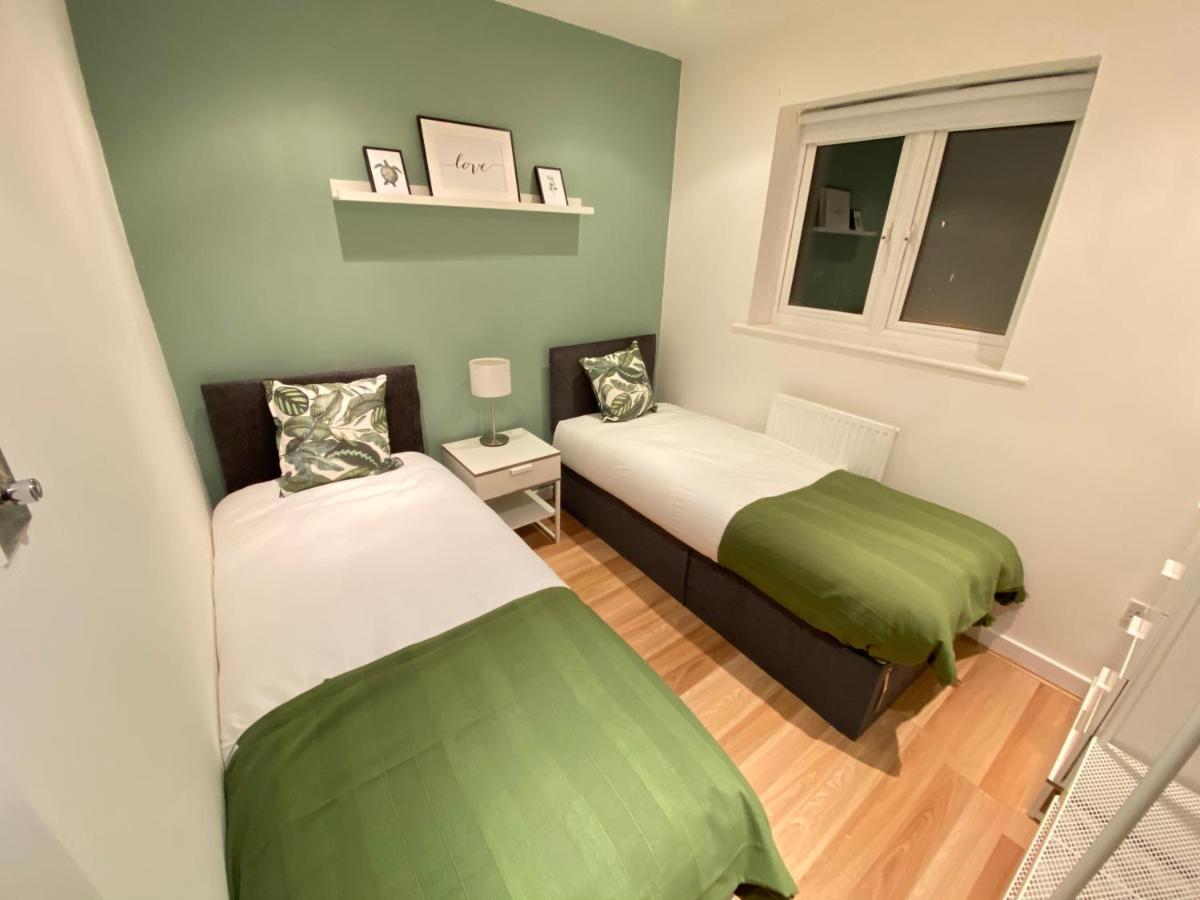 Large 5-Bed City Centre Townhouse With Secure Parking Manchester Luaran gambar