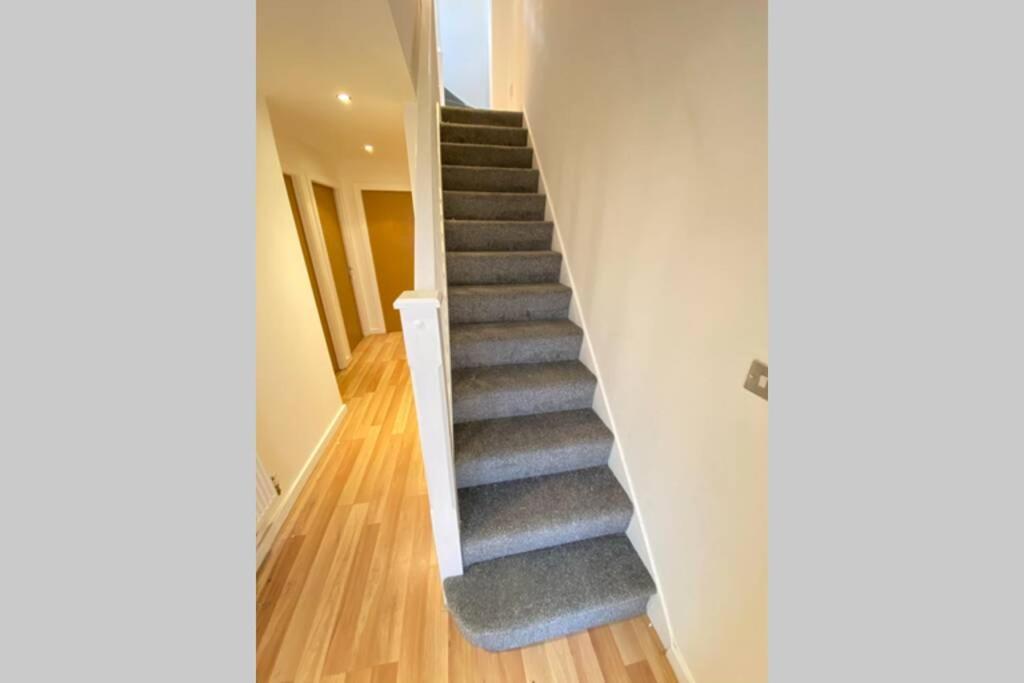 Large 5-Bed City Centre Townhouse With Secure Parking Manchester Luaran gambar